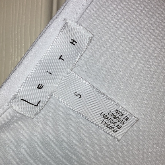 Beautiful knit pantsuit from Nordstrom. - Picture 5 of 6